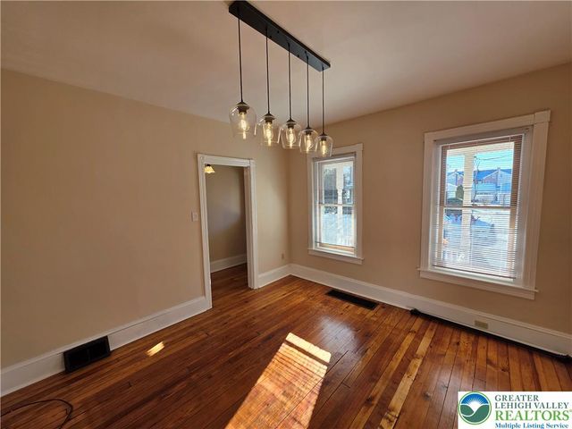 45 Evergreen Street, Nazareth Boro, PA 18064