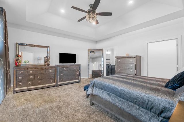 11 Pier Lane, Monett, MO 65708