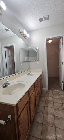 6807 Juniper Tree Street, Charlotte, NC 28215