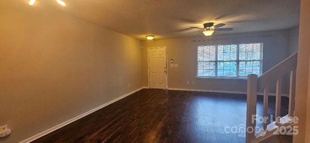 6807 Juniper Tree Street, Charlotte, NC 28215