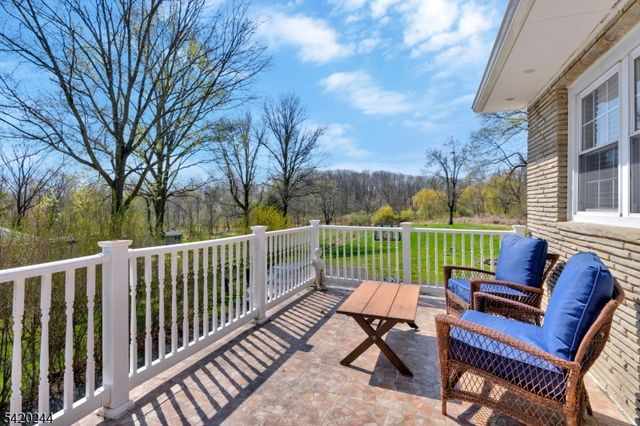 123 Thatchers Hill Rd, Raritan Twp., NJ 08822