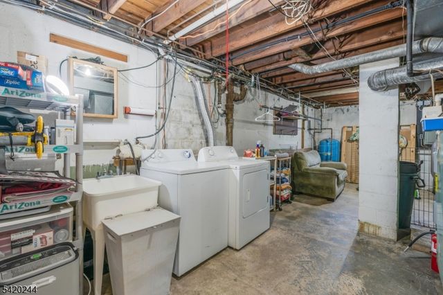 123 Thatchers Hill Rd, Raritan Twp., NJ 08822