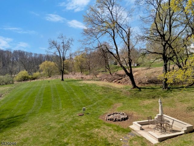 123 Thatchers Hill Rd, Raritan Twp., NJ 08822