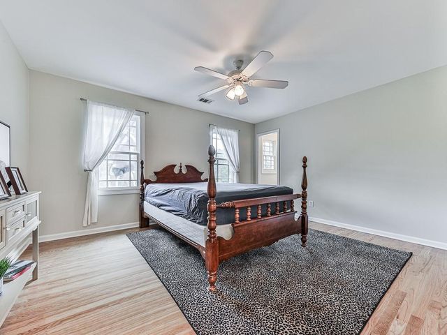 5624 Forkwood Drive NW, Acworth, GA 30101