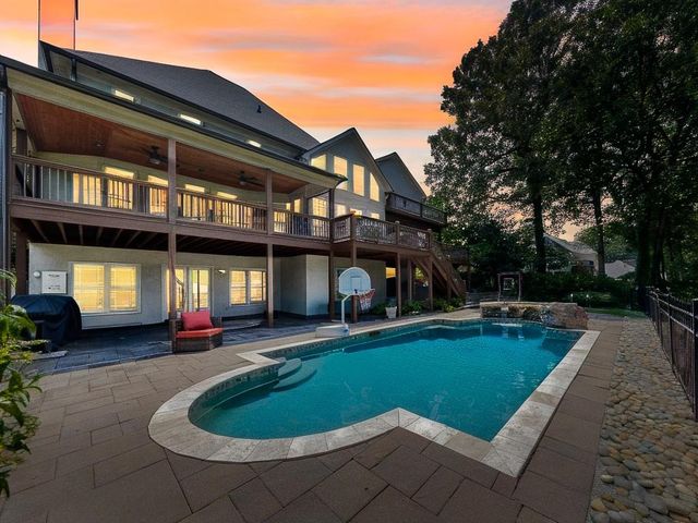 5624 Forkwood Drive NW, Acworth, GA 30101