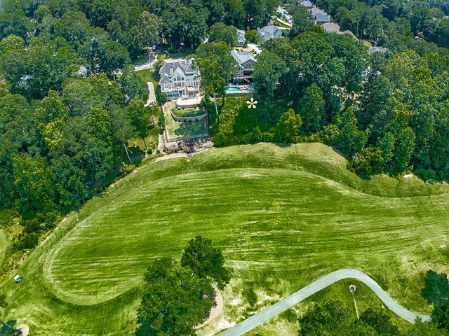 5624 Forkwood Drive NW, Acworth, GA 30101