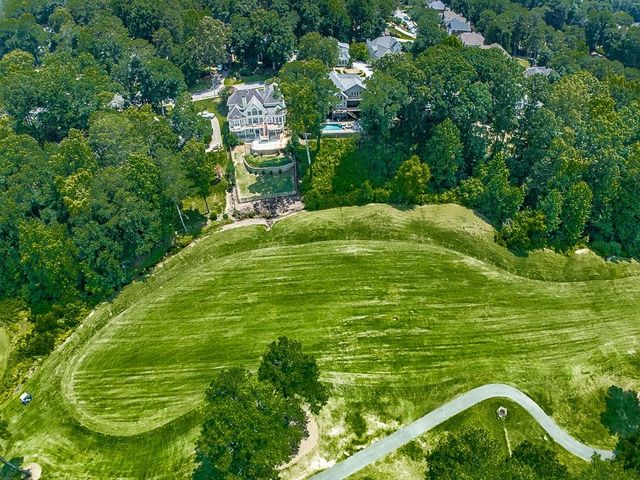 5624 Forkwood Drive NW, Acworth, GA 30101