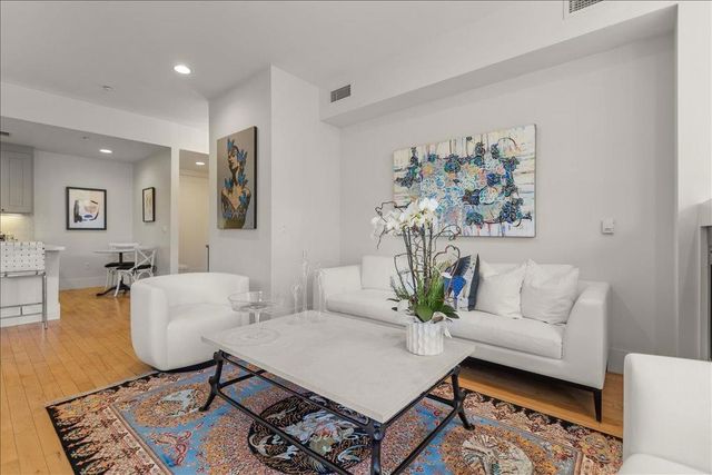 5100 El Camino Real 108, Los Altos, CA 94022