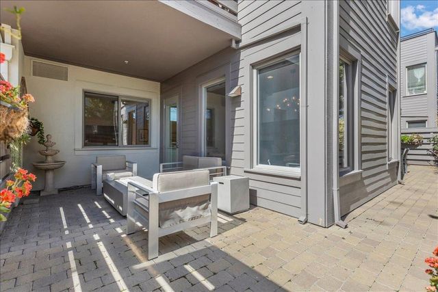 5100 El Camino Real 108, Los Altos, CA 94022