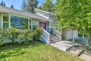 1820 Crestview Drive, Ashland, OR 97520