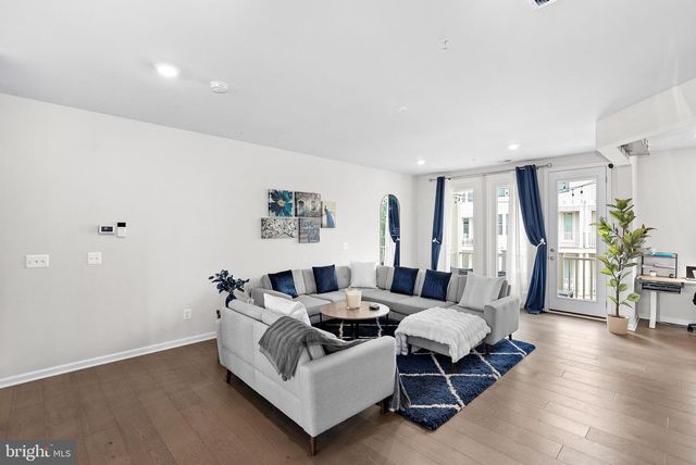 1012 GALENA TER NE, Leesburg, VA 20176