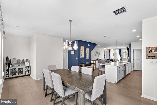 1012 GALENA TER NE, Leesburg, VA 20176