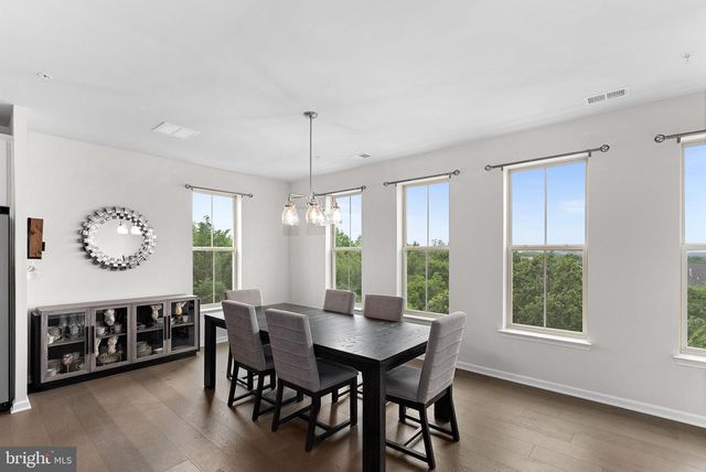 1012 GALENA TER NE, Leesburg, VA 20176