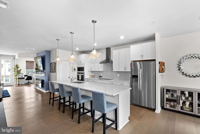 1012 GALENA TER NE, Leesburg, VA 20176