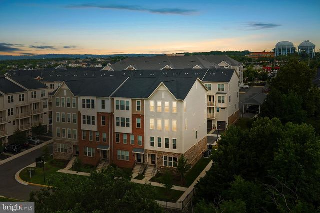 1012 GALENA TER NE, Leesburg, VA 20176
