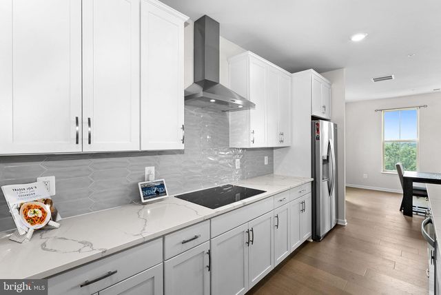 1012 GALENA TER NE, Leesburg, VA 20176