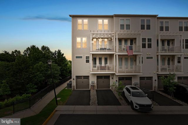 1012 GALENA TER NE, Leesburg, VA 20176