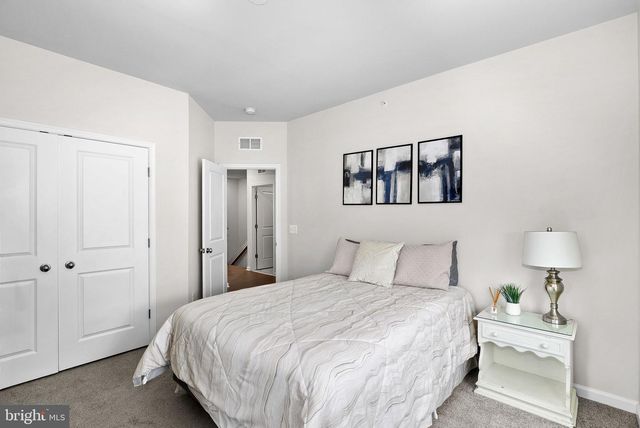 1012 GALENA TER NE, Leesburg, VA 20176