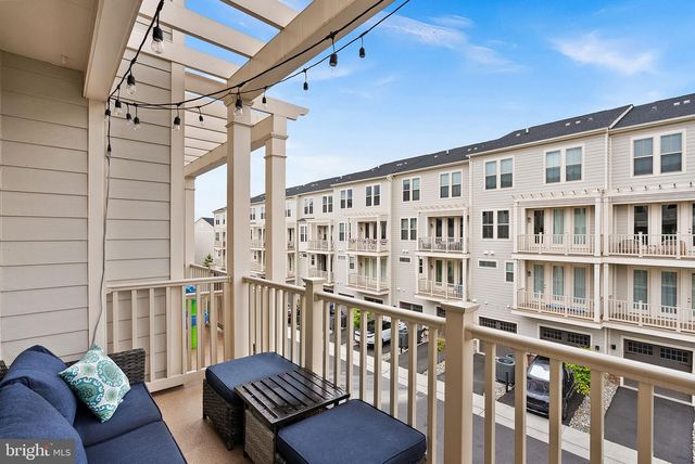 1012 GALENA TER NE, Leesburg, VA 20176