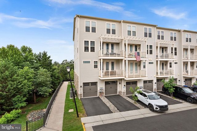 1012 GALENA TER NE, Leesburg, VA 20176