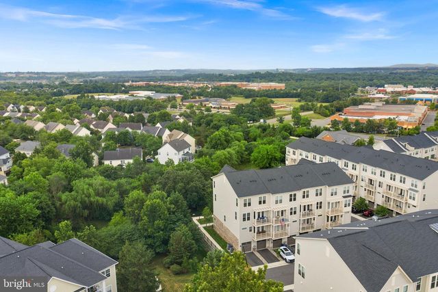 1012 GALENA TER NE, Leesburg, VA 20176