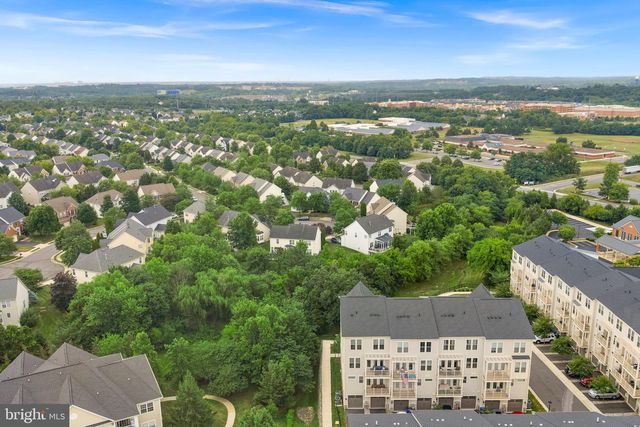 1012 GALENA TER NE, Leesburg, VA 20176