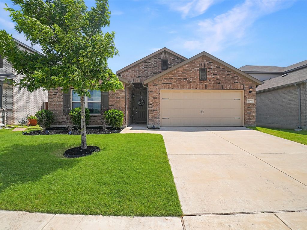 5577 Cherokee Rose Drive, Royse City, TX 75189