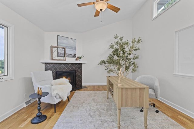 409 Red Coat COURT, Waterford, WI 53185