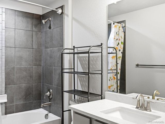 4512 Scenic Lane, Johnstown, CO 80534