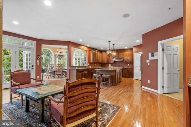 161 PARSONS LN, Newtown, PA 18940