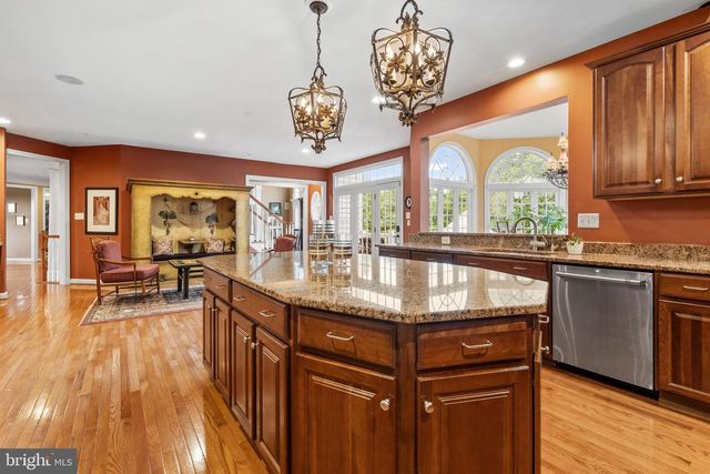 161 PARSONS LN, Newtown, PA 18940
