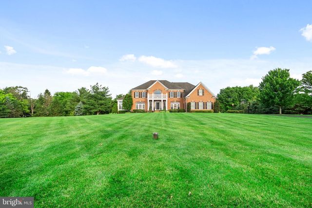 161 PARSONS LN, Newtown, PA 18940