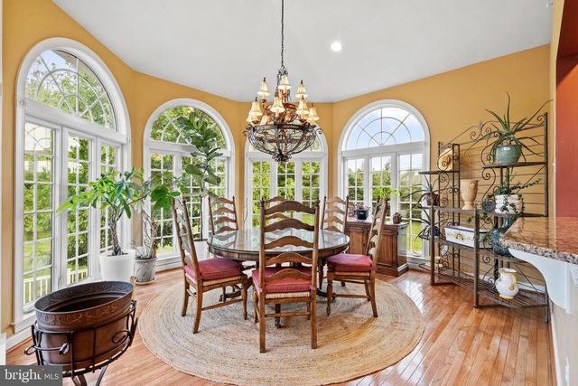 161 PARSONS LN, Newtown, PA 18940