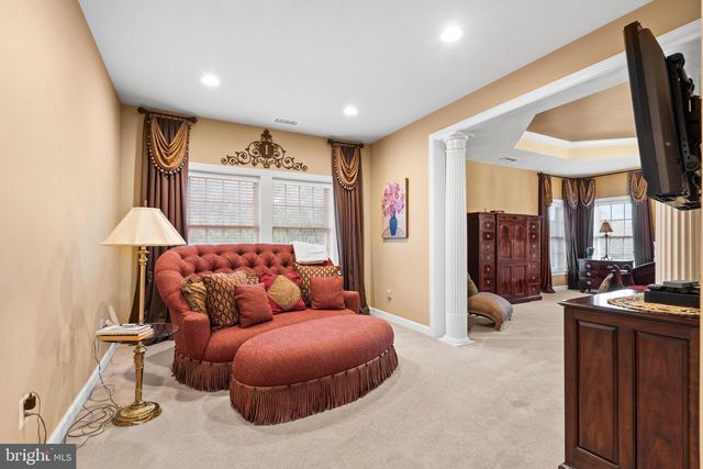 161 PARSONS LN, Newtown, PA 18940