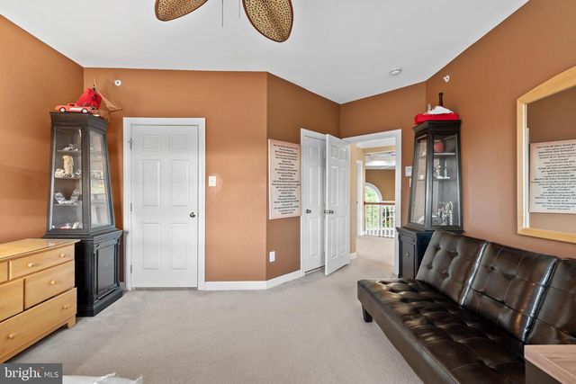 161 PARSONS LN, Newtown, PA 18940