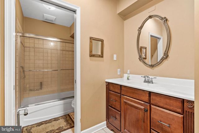 161 PARSONS LN, Newtown, PA 18940
