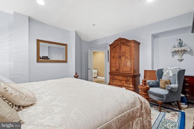 161 PARSONS LN, Newtown, PA 18940