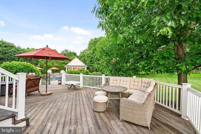 161 PARSONS LN, Newtown, PA 18940