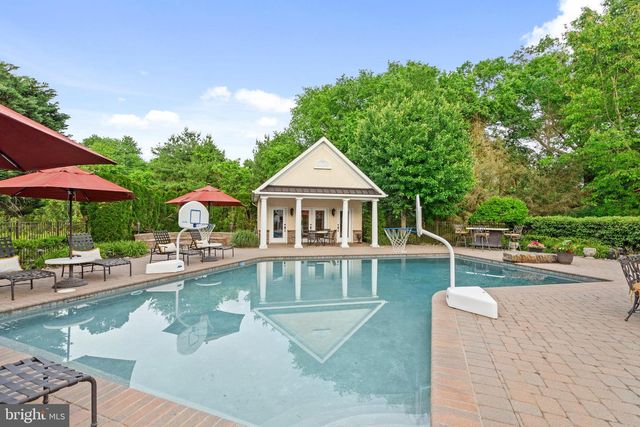 161 PARSONS LN, Newtown, PA 18940