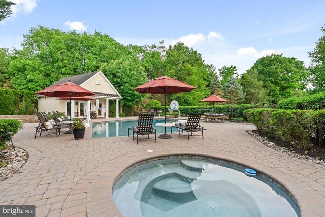 161 PARSONS LN, Newtown, PA 18940