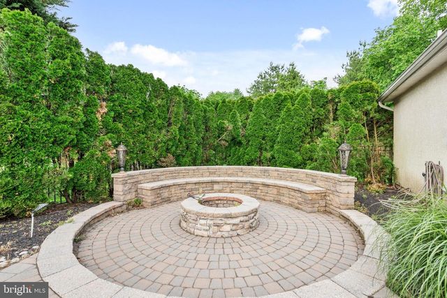 161 PARSONS LN, Newtown, PA 18940