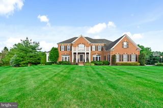 161 PARSONS LN, Newtown, PA 18940