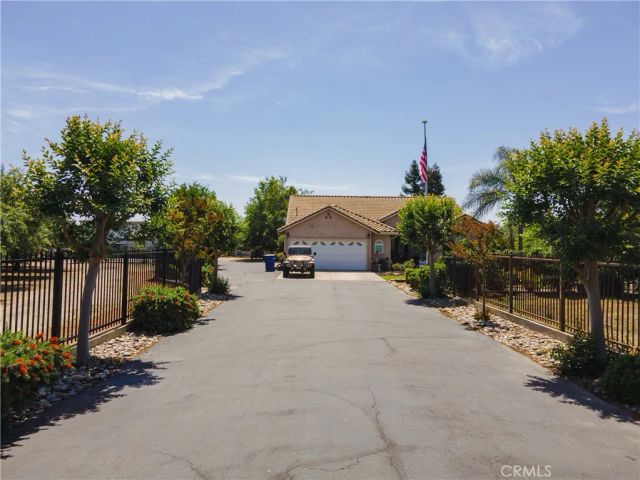 6839 Mercedes Avenue, Winton, CA 95388