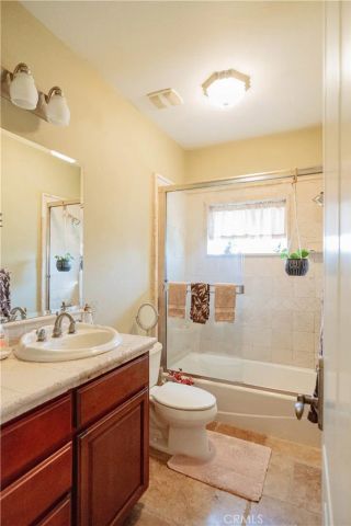6839 Mercedes Avenue, Winton, CA 95388