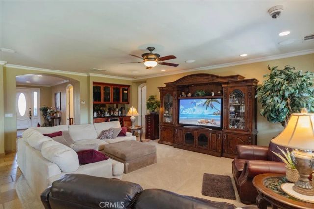 6839 Mercedes Avenue, Winton, CA 95388
