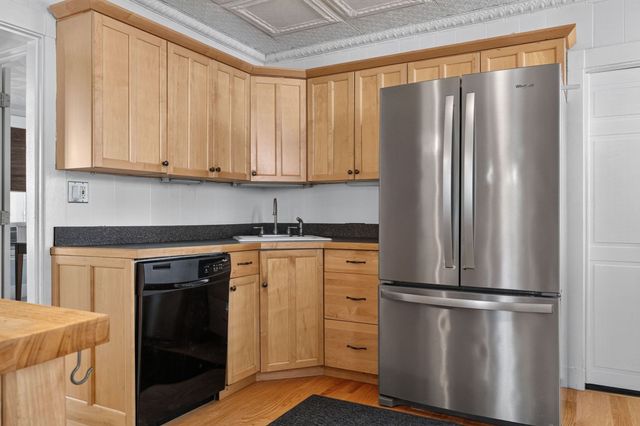 35 Floral Avenue, Malden, MA 02148