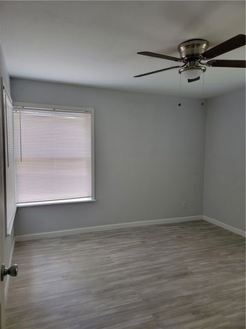 1522 Cambridge Dr, Corpus Christi, TX 78415