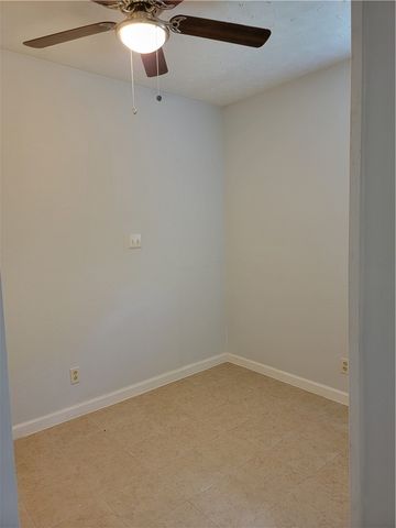 1522 Cambridge Dr, Corpus Christi, TX 78415