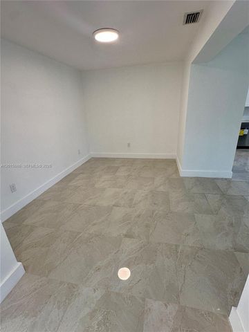 1811 SW 83rd Ave, Miami, FL 33155