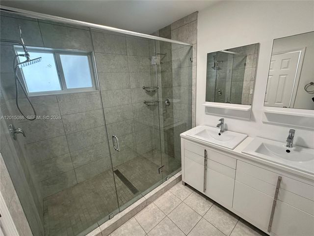 1811 SW 83rd Ave, Miami, FL 33155